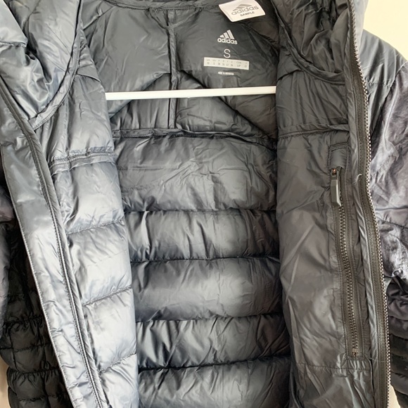 Adidas women’s puffer jacket - Picture 4 of 8